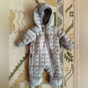 North Face Grey Winter Bunting